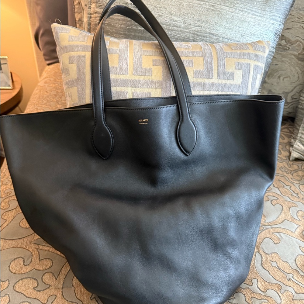 KHAITE Black Leather Carryall. OSA tote black leather